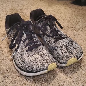 Women's Altra running shoes